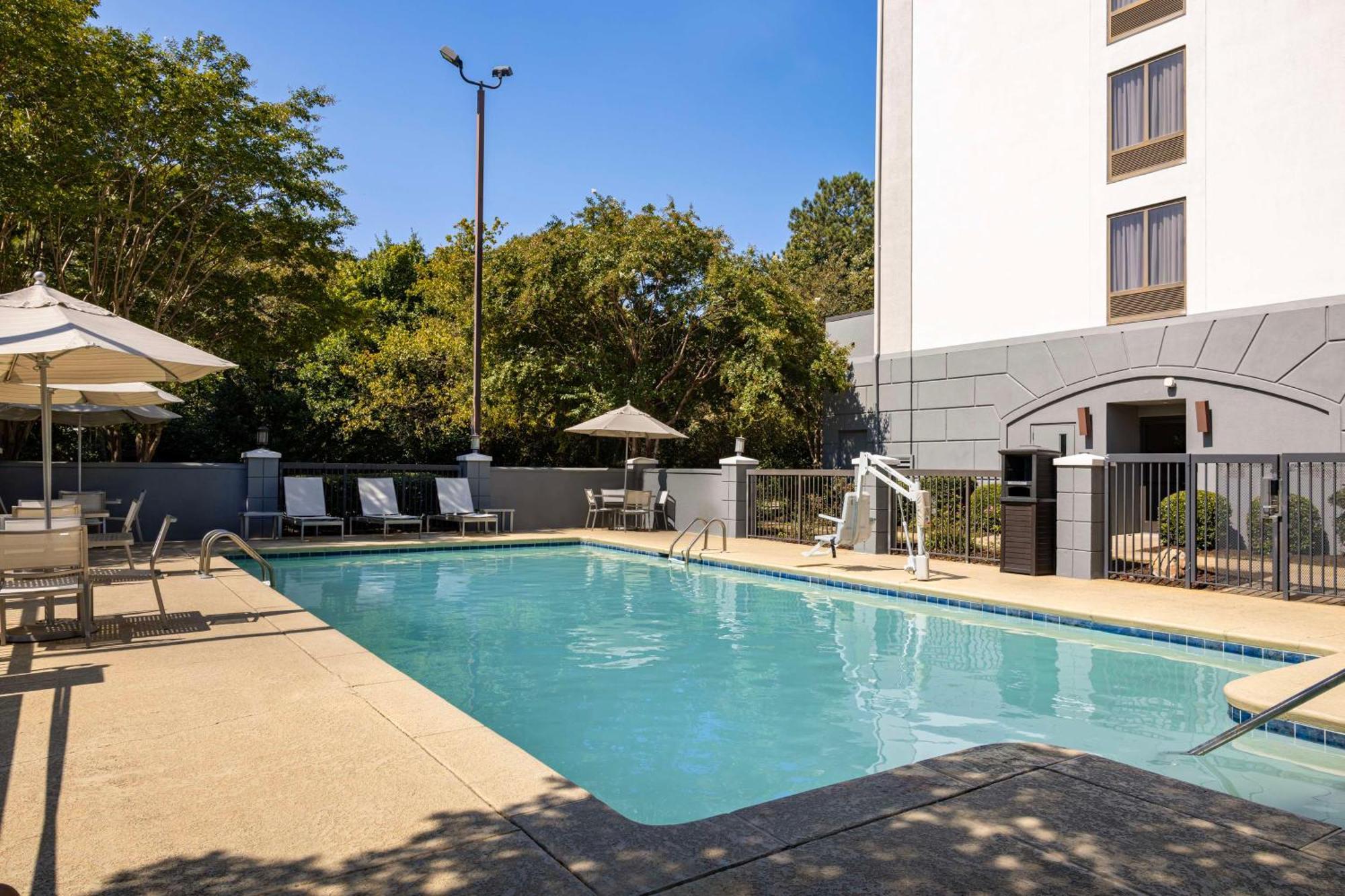 Hyatt Place Atlanta Airport South Bagian luar foto
