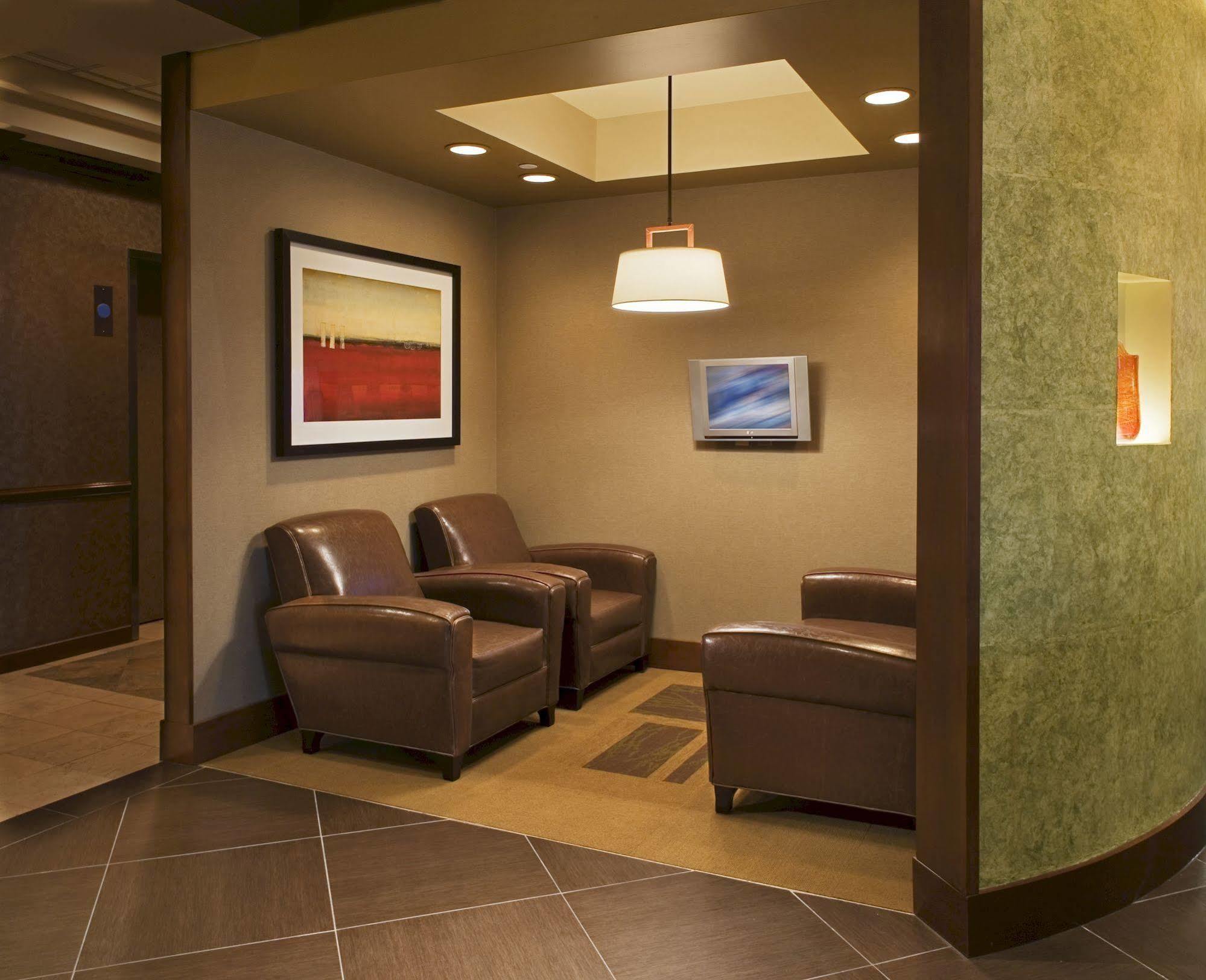 Hyatt Place Atlanta Airport South Bagian luar foto